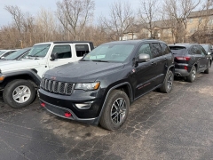 Used 2020  Jeep Grand Cherokee 4d SUV 4WD Trailhawk V6 at Dime Down by Frank Leta near Bridgeton&comma; MO