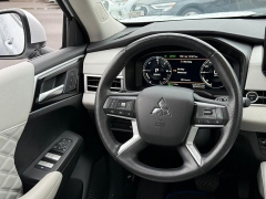 Used 2024  Mitsubishi Outlander Plug-In Hybrid SEL S-AWC at Dime Down by Frank Leta near Bridgeton, MO