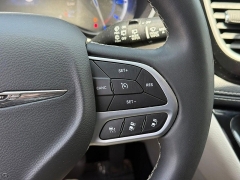 Used 2023  Chrysler Pacifica Hybrid Touring L FWD at Dime Down by Frank Leta near Bridgeton&comma; MO