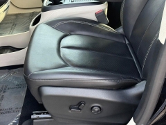 Used 2024  Chrysler Pacifica Touring L FWD at Dime Down by Frank Leta near Bridgeton&comma; MO