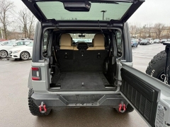 Used 2018  Jeep Wrangler Unlimited 4d SUV 4WD Rubicon at Dime Down by Frank Leta near Bridgeton&comma; MO