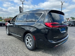 Used 2023 Chrysler Pacifica Limited FWD at Dime Down by Frank Leta near Bridgeton, MO