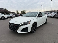 Used 2024  Nissan Altima 2&period;5 SR Sedan at Dime Down by Frank Leta near Bridgeton&comma; MO