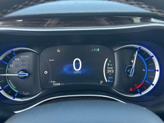 Used 2023  Chrysler Pacifica Hybrid Limited FWD at Dime Down by Frank Leta near Bridgeton&comma; MO