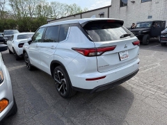 Used 2023  Mitsubishi Outlander S-AWC at Dime Down by Frank Leta near Bridgeton&comma; MO