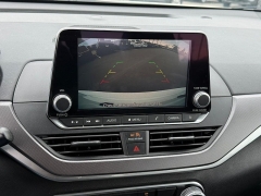 Used 2024  Nissan Altima 2&period;5 SR Sedan at Dime Down by Frank Leta near Bridgeton&comma; MO