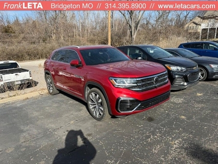 2022 Volkswagen Atlas Cross Sport SEL Premium R-Line