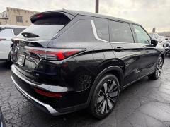 Used 2025  Mitsubishi Outlander S-AWC at Dime Down by Frank Leta near Bridgeton&comma; MO