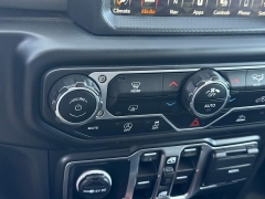 Used 2023 Jeep Gladiator Overland 4x4 *Ltd Avail* at Dime Down by Frank Leta near Bridgeton, MO