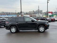 Used 2023  Jeep Grand Cherokee Laredo 4x4 at Dime Down by Frank Leta near Bridgeton&comma; MO