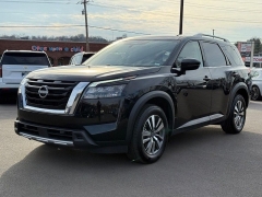 Used 2025  Nissan Pathfinder SL 4WD at Dime Down by Frank Leta near Bridgeton&comma; MO