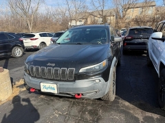 Used 2019  Jeep Cherokee Trailhawk 4x4 at Dime Down by Frank Leta near Bridgeton&comma; MO