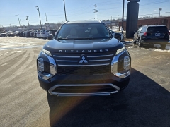 Used 2025  Mitsubishi Outlander S-AWC at Dime Down by Frank Leta near Bridgeton&comma; MO