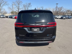 Used 2023  Chrysler Pacifica Hybrid Limited FWD at Dime Down by Frank Leta near Bridgeton&comma; MO