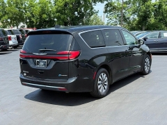 Used 2023  Chrysler Pacifica Hybrid Touring L FWD at Dime Down by Frank Leta near Bridgeton&comma; MO
