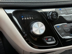Used 2023  Chrysler Pacifica Hybrid Touring L FWD at Dime Down by Frank Leta near Bridgeton&comma; MO