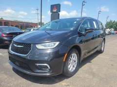 Used 2023 Chrysler Pacifica Touring L FWD at Dime Down by Frank Leta near Bridgeton, MO