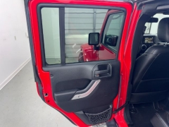 Used 2016  Jeep Wrangler Unlimited 4d Convertible Sahara at NEXCAR near Spring&comma; TX
