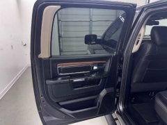 Used 2016  Ram 1500 2WD Crew Cab Laramie at NEXCAR near Spring&comma; TX