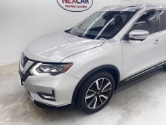 Used 2018  Nissan Rogue 4d SUV FWD SL at NEXCAR near Spring&comma; TX