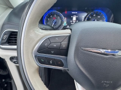 Used 2020  Chrysler Pacifica 4d Wagon Limited at NEXCAR near Spring, TX