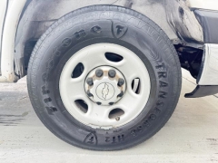 Used 2019  Chevrolet Express Van 2500 Van at NEXCAR near Spring&comma; TX