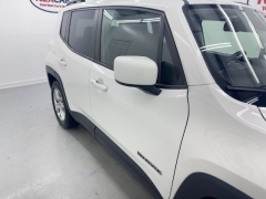 Used 2018  Jeep Renegade 4d SUV FWD Latitude at NEXCAR near Spring&comma; TX