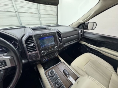 Used 2021  Ford Expedition Max Platinum 4x4 at NEXCAR near Spring, TX