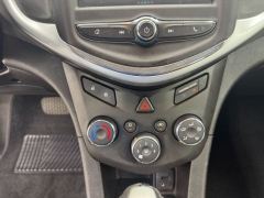 Used 2017  Chevrolet Sonic 4d Hatchback LT w/1FL at NEXCAR near Spring, TX