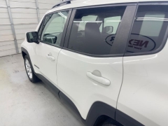 Used 2018  Jeep Renegade 4d SUV FWD Latitude at NEXCAR near Spring&comma; TX