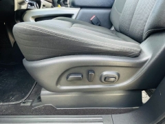 Used 2018  Nissan Titan XD 4WD Crew Cab SV at NEXCAR near Spring, TX