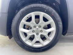 Used 2018  Jeep Renegade 4d SUV FWD Latitude at NEXCAR near Spring&comma; TX