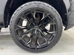 Used 2017  Ram 1500 4WD Crew Cab Night at NEXCAR near Spring&comma; TX