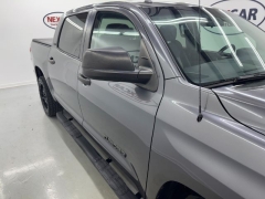 Used 2016  Toyota Tundra 2WD CrewMax SR5 4.6L at NEXCAR near Spring, TX
