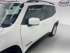 Used 2017  Jeep Renegade 4d SUV FWD Latitude at NEXCAR near Spring, TX