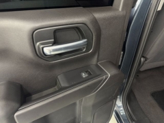 Used 2020  Chevrolet Silverado 1500 2WD Crew Cab LT at NEXCAR near Spring&comma; TX