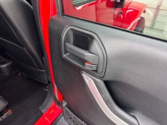 Used 2016  Jeep Wrangler Unlimited 4d Convertible Sahara at NEXCAR near Spring&comma; TX