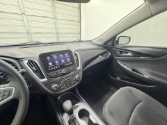 Used 2021  Chevrolet Malibu 4dr Sdn LT at NEXCAR near Spring, TX