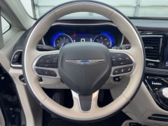 Used 2020  Chrysler Pacifica 4d Wagon Limited at NEXCAR near Spring&comma; TX