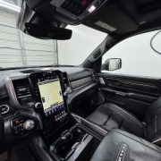 Used 2019  Ram 1500 4WD Crew Cab Limited at NEXCAR near Spring, TX