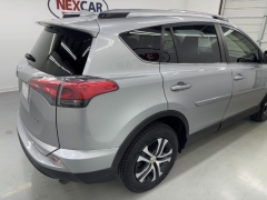 Used 2018  Toyota RAV4 4d SUV FWD LE at NEXCAR near Spring&comma; TX