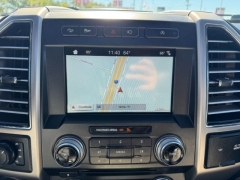 Used 2018  Ford F-150 4WD SuperCrew Platinum 5 1/2 at NEXCAR near Spring, TX