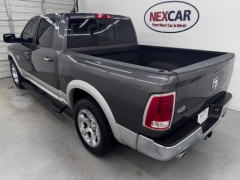 Used 2016  Ram 1500 2WD Crew Cab Laramie at NEXCAR near Spring&comma; TX