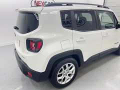 Used 2018  Jeep Renegade 4d SUV FWD Latitude at NEXCAR near Spring&comma; TX