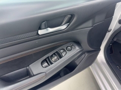Used 2020  Nissan Altima 4d Sedan FWD 2&period;5L SR at NEXCAR near Spring&comma; TX