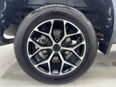 Used 2020  Chevrolet Silverado 1500 2WD Crew Cab LT at NEXCAR near Spring&comma; TX