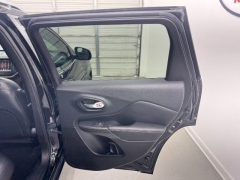 Used 2015  Jeep Cherokee 4d SUV 4WD Limited V6 at NEXCAR near Spring&comma; TX