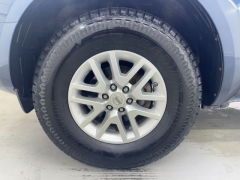 Used 2017  Nissan Frontier 2WD Crew Cab SV at NEXCAR near Spring&comma; TX