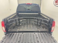 Used 2017  Nissan Frontier 2WD Crew Cab SV at NEXCAR near Spring&comma; TX