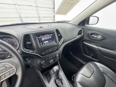 Used 2019  Jeep Cherokee 4d SUV FWD Latitude Plus 3&period;2L at NEXCAR near Spring&comma; TX